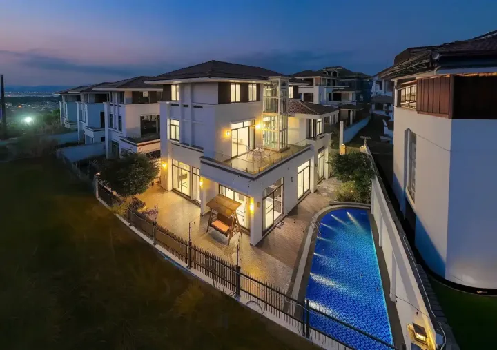 Villa FLC Grand BT3-12A - 4PN - Bể Bơi, View Golf, BBQ