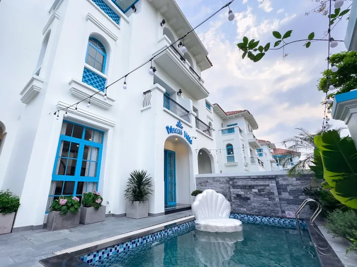 Villa Sun Feria TH707 7 phòng ngủ đối diện bãi tắm Bãi Cháy Hạ Long